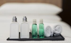 การจัดเตรียม Amenity โรงแรมให้เหมาะสมกับประเภทของห้องพักและบริการ